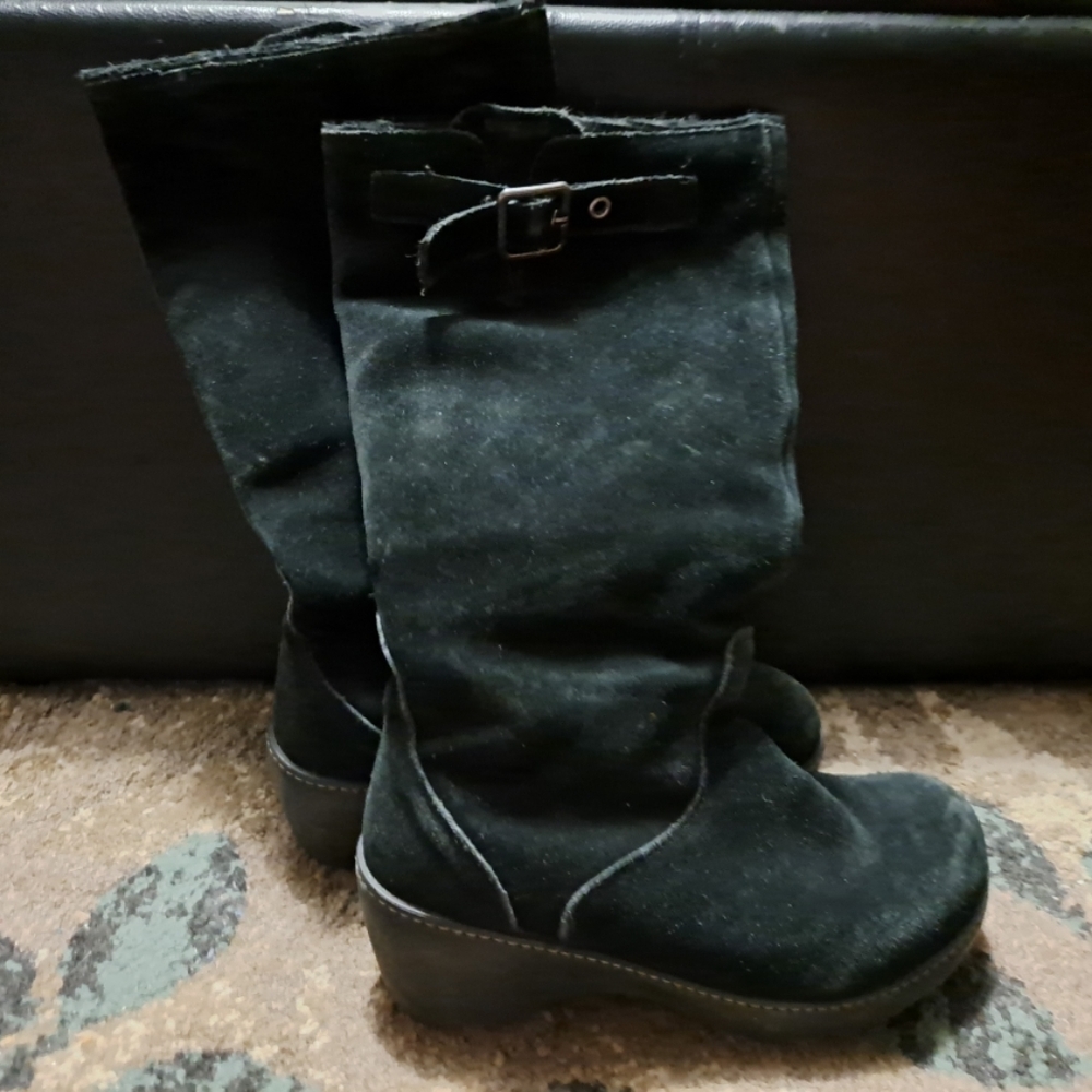 Crocs Cobbler Black Suede Tall Clog Boot